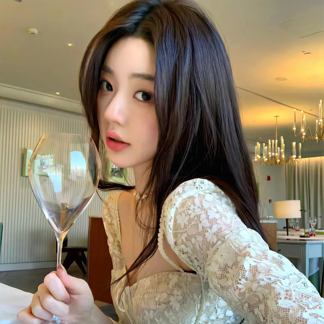 莺燕嬉春